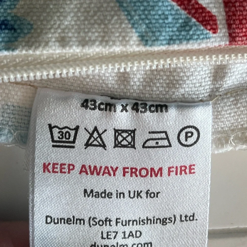 Dunelm British English Floral Bunting Design Scatter 17” x 17” Cushions x 4